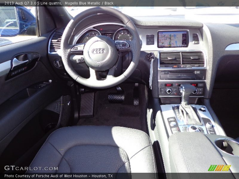 Dashboard of 2013 Q7 3.0 S Line quattro