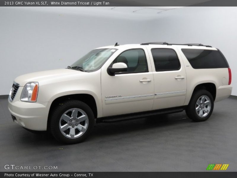 White Diamond Tricoat / Light Tan 2013 GMC Yukon XL SLT
