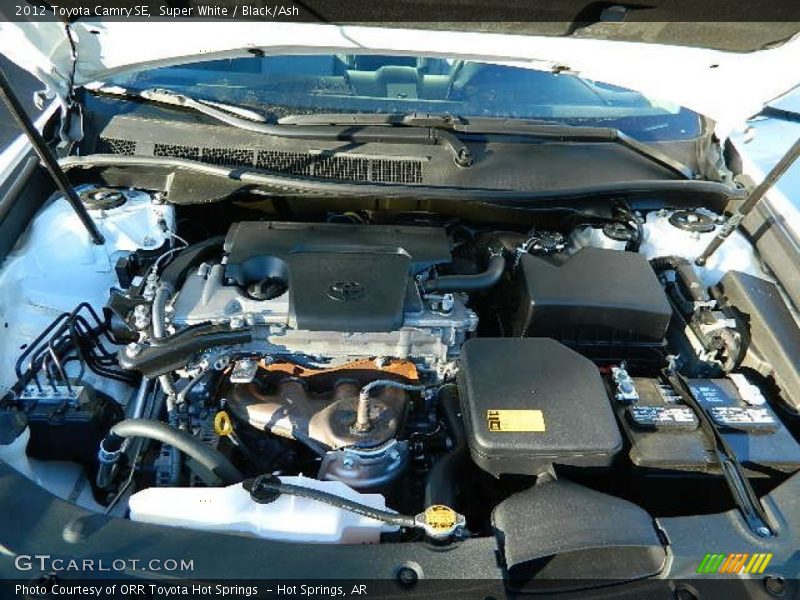 Super White / Black/Ash 2012 Toyota Camry SE