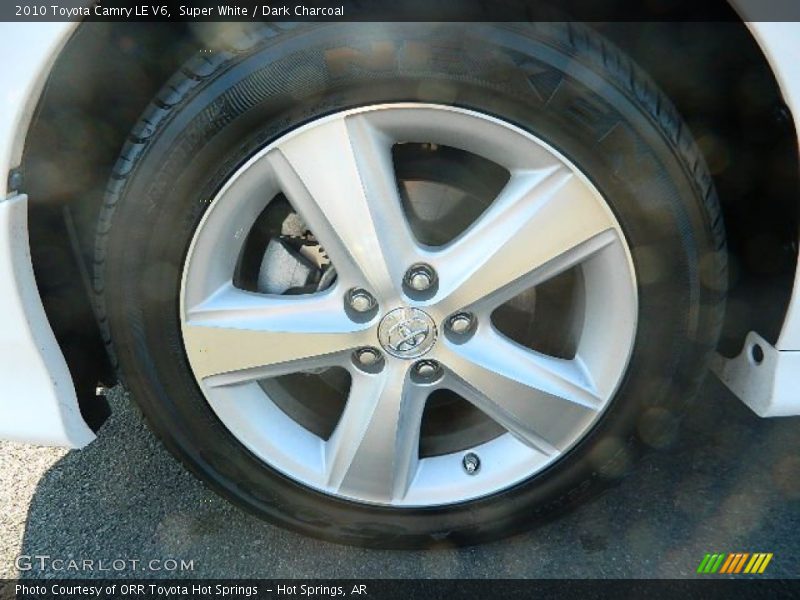 Super White / Dark Charcoal 2010 Toyota Camry LE V6