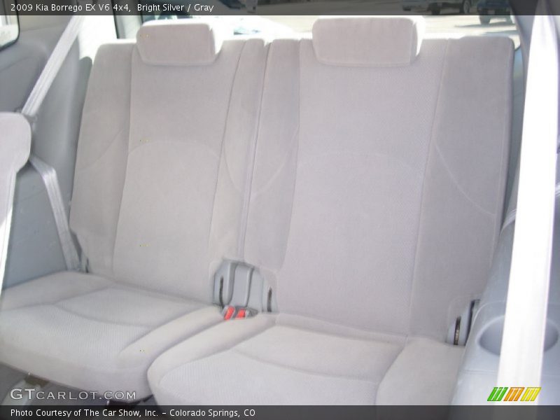 Bright Silver / Gray 2009 Kia Borrego EX V6 4x4