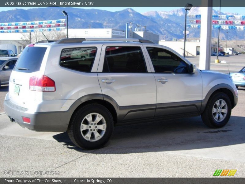 Bright Silver / Gray 2009 Kia Borrego EX V6 4x4