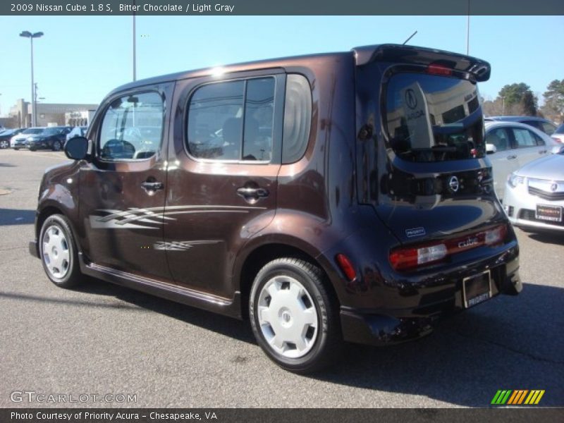 Bitter Chocolate / Light Gray 2009 Nissan Cube 1.8 S