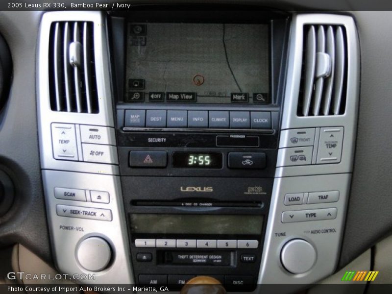 Controls of 2005 RX 330