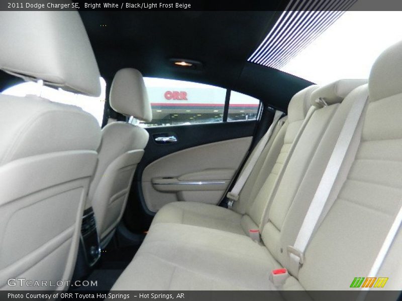 Bright White / Black/Light Frost Beige 2011 Dodge Charger SE