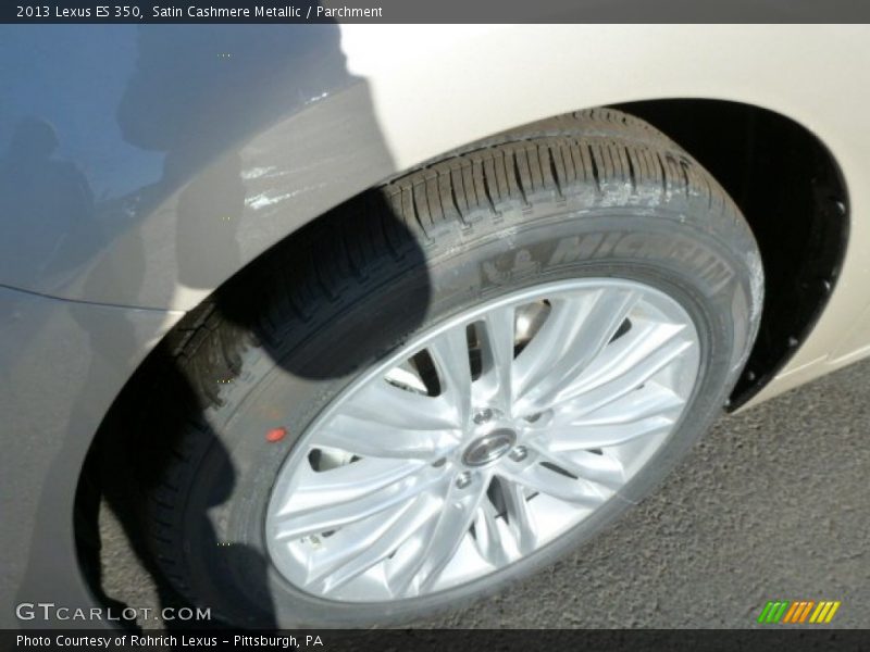 Satin Cashmere Metallic / Parchment 2013 Lexus ES 350