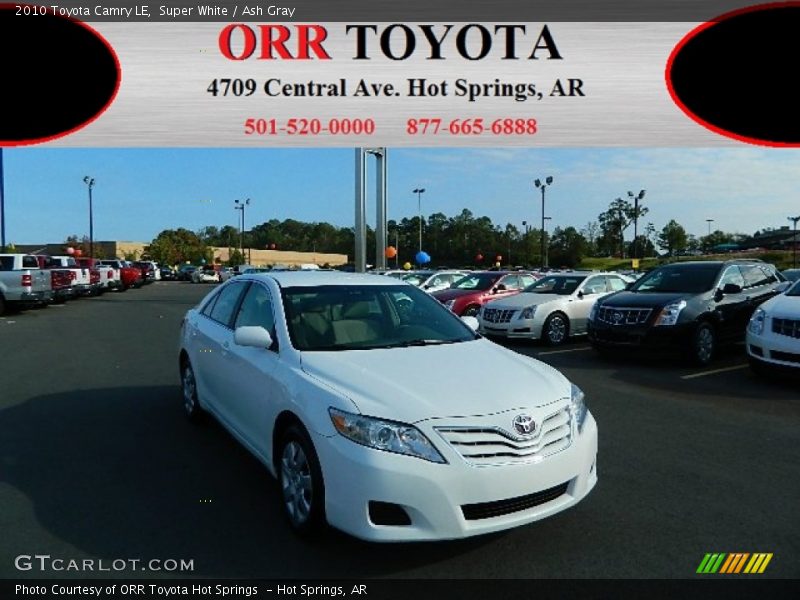 Super White / Ash Gray 2010 Toyota Camry LE