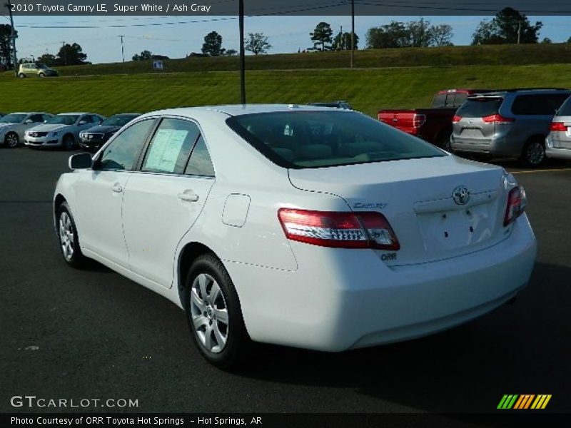 Super White / Ash Gray 2010 Toyota Camry LE