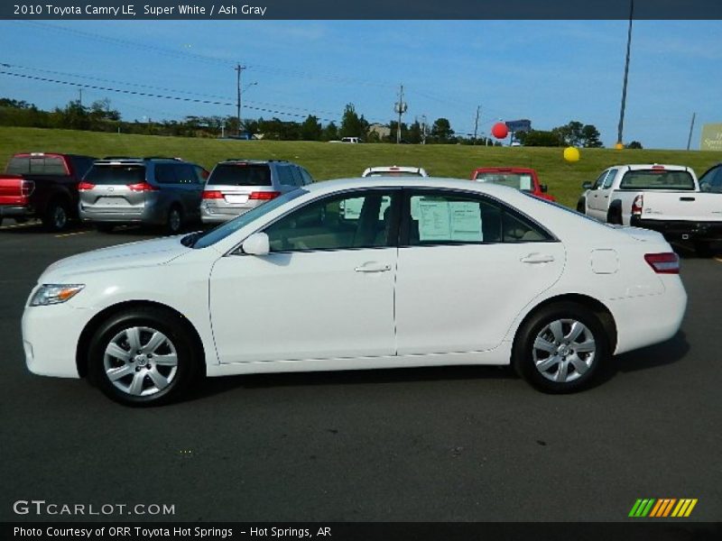 Super White / Ash Gray 2010 Toyota Camry LE