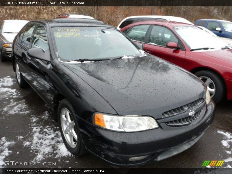 Super Black / Charcoal 2001 Nissan Altima SE