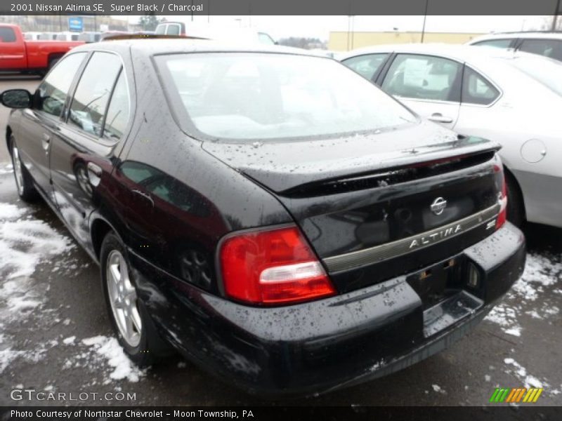 Super Black / Charcoal 2001 Nissan Altima SE