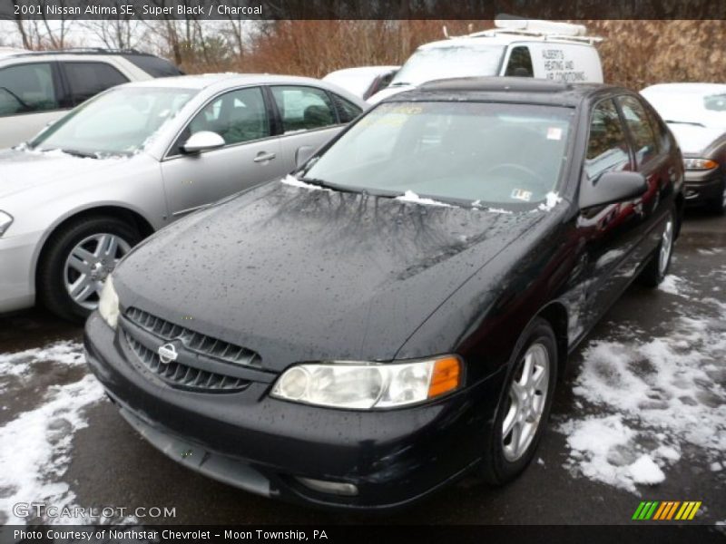 Super Black / Charcoal 2001 Nissan Altima SE