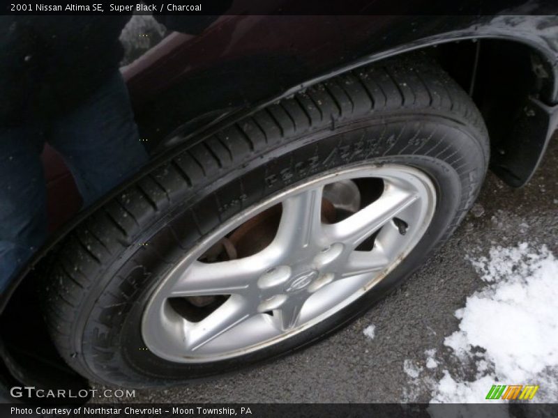 Super Black / Charcoal 2001 Nissan Altima SE