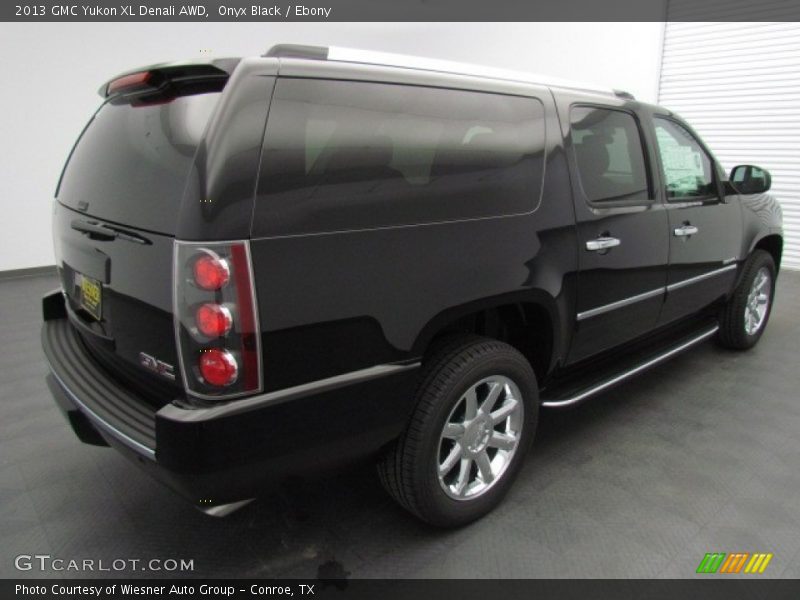 Onyx Black / Ebony 2013 GMC Yukon XL Denali AWD