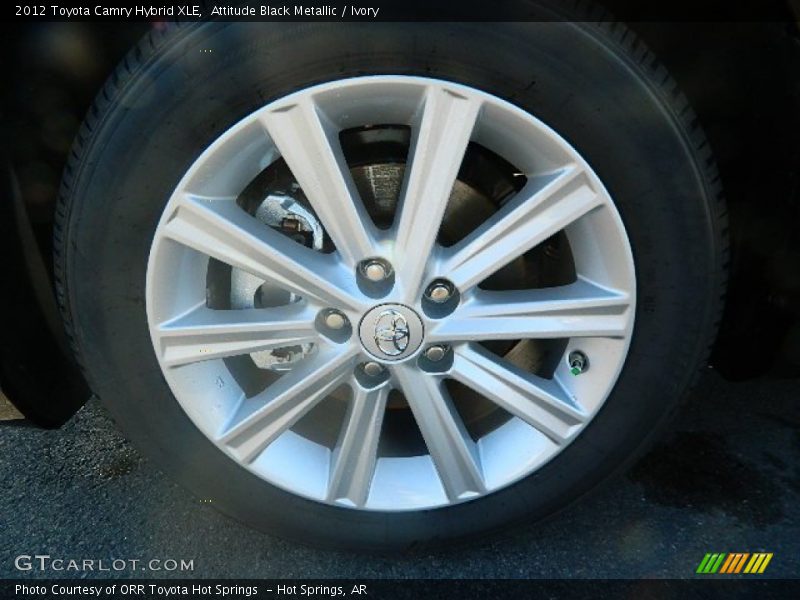 Attitude Black Metallic / Ivory 2012 Toyota Camry Hybrid XLE