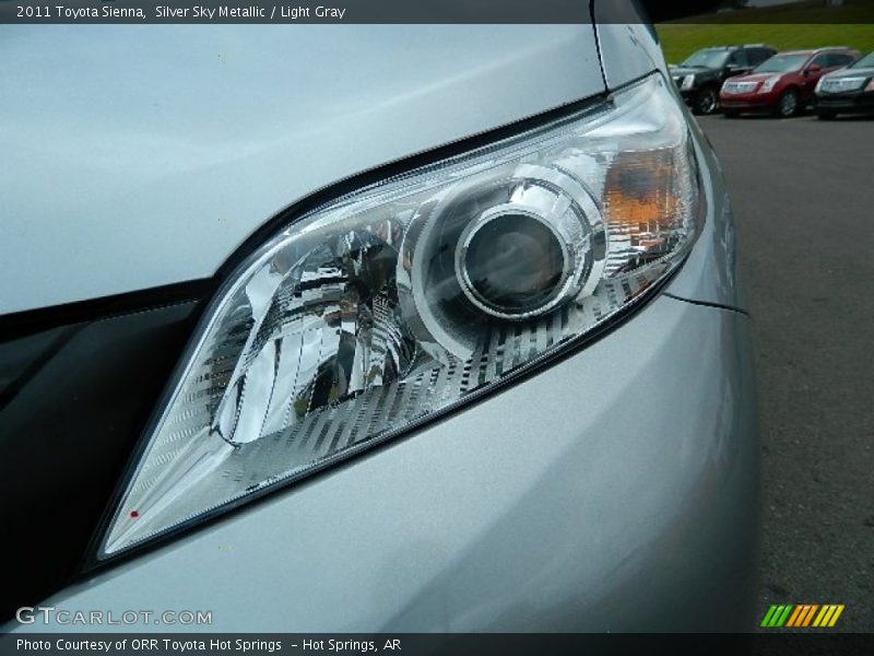 Silver Sky Metallic / Light Gray 2011 Toyota Sienna