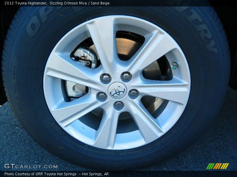 Sizzling Crimson Mica / Sand Beige 2013 Toyota Highlander