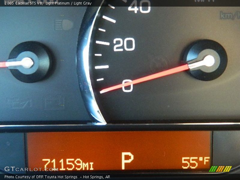 Light Platinum / Light Gray 2005 Cadillac STS V8