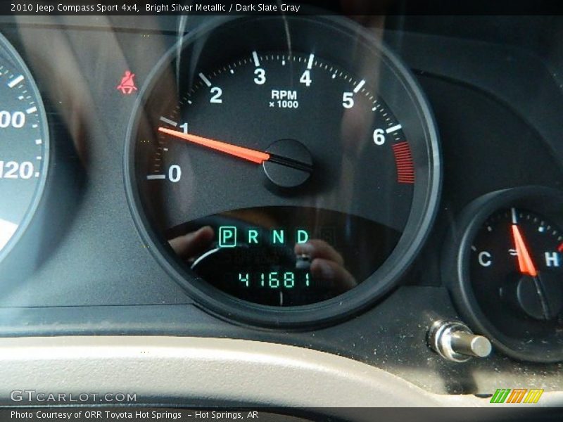 Bright Silver Metallic / Dark Slate Gray 2010 Jeep Compass Sport 4x4