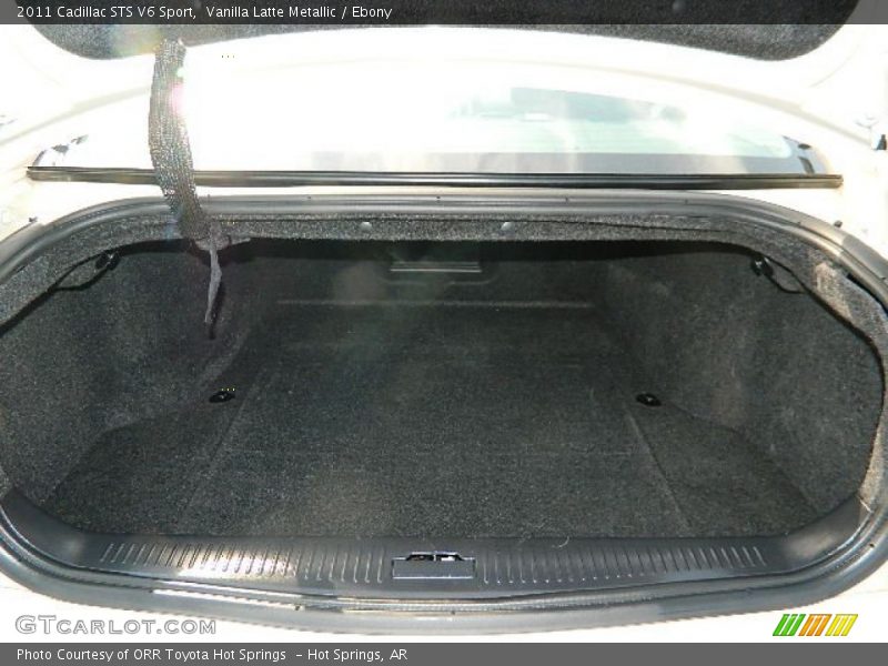  2011 STS V6 Sport Trunk