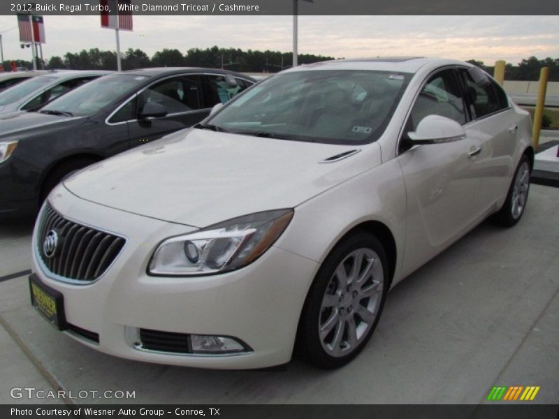 Front 3/4 View of 2012 Regal Turbo