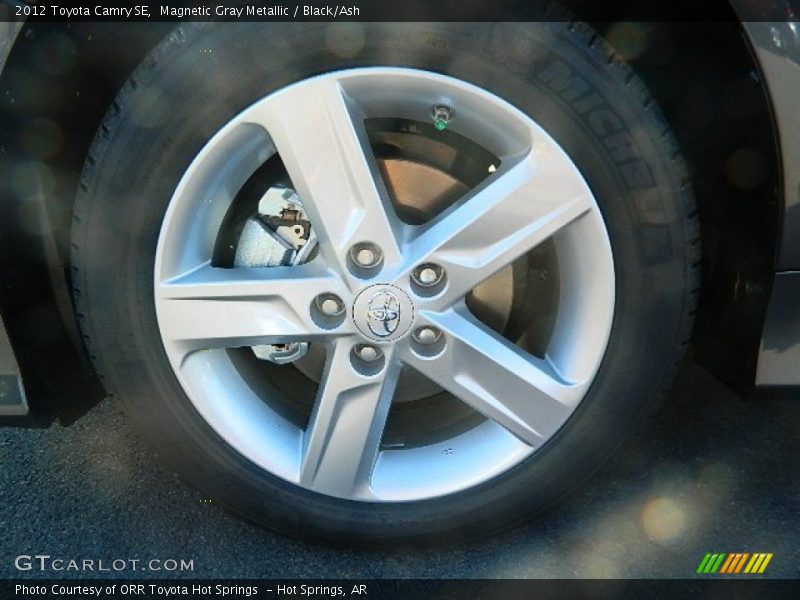 Magnetic Gray Metallic / Black/Ash 2012 Toyota Camry SE