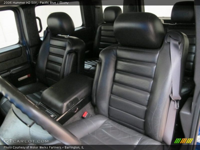 Front Seat of 2006 H2 SUV