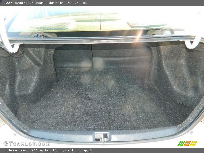 Polar White / Dark Charcoal 2009 Toyota Yaris S Sedan