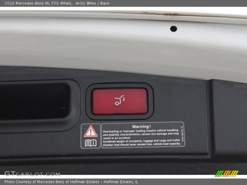 Arctic White / Black 2010 Mercedes-Benz ML 550 4Matic