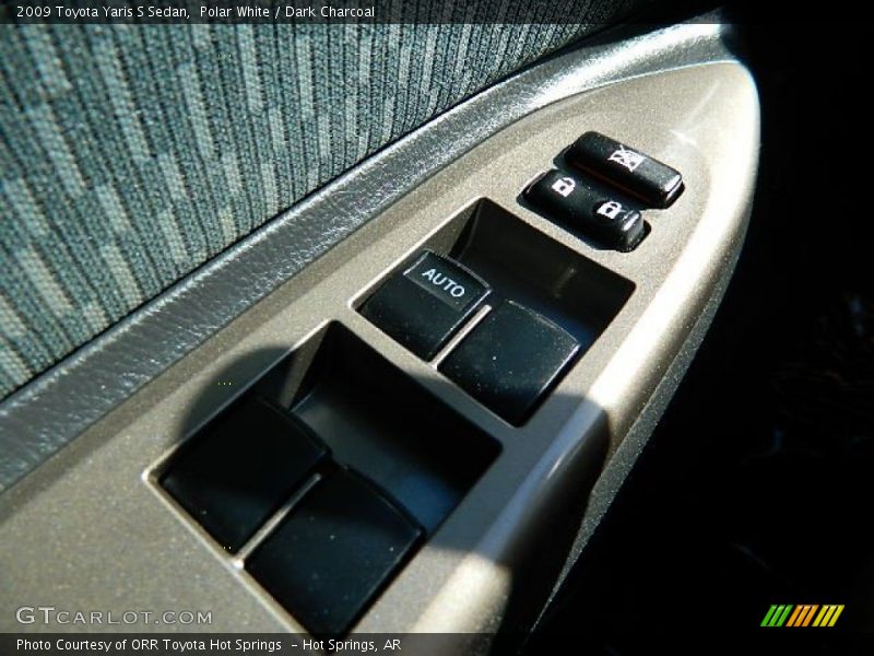 Polar White / Dark Charcoal 2009 Toyota Yaris S Sedan