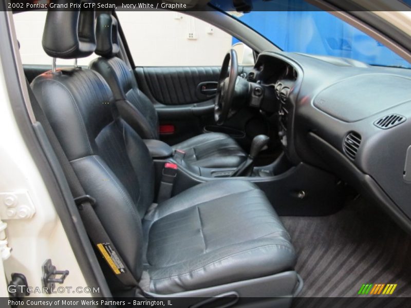  2002 Grand Prix GTP Sedan Graphite Interior