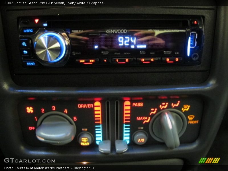 Controls of 2002 Grand Prix GTP Sedan