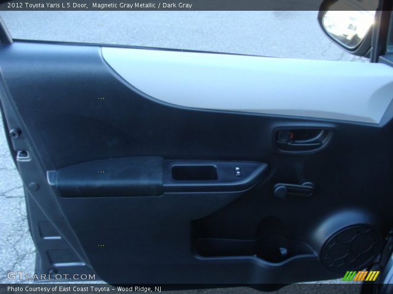 Magnetic Gray Metallic / Dark Gray 2012 Toyota Yaris L 5 Door