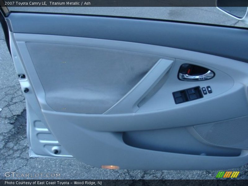 Titanium Metallic / Ash 2007 Toyota Camry LE