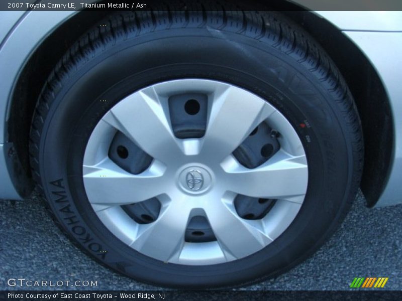Titanium Metallic / Ash 2007 Toyota Camry LE