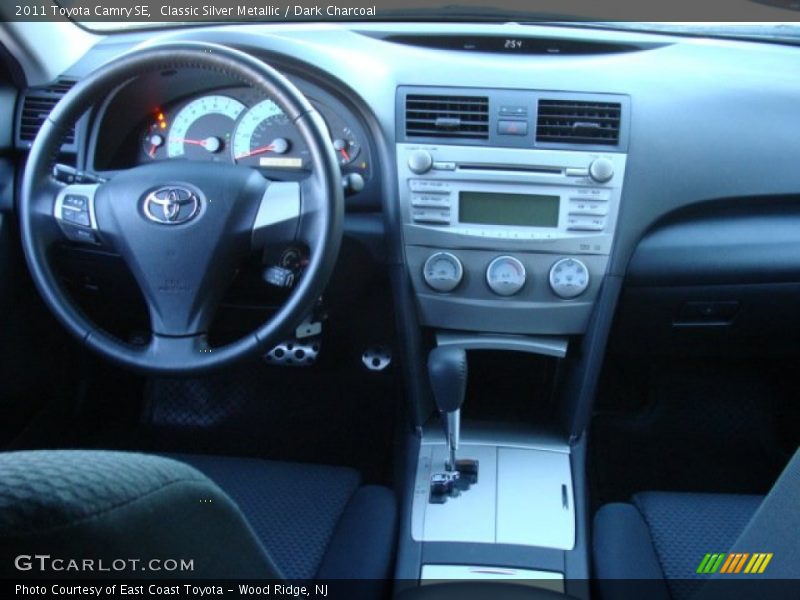 Classic Silver Metallic / Dark Charcoal 2011 Toyota Camry SE