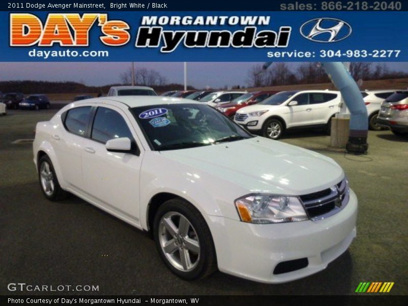 Bright White / Black 2011 Dodge Avenger Mainstreet