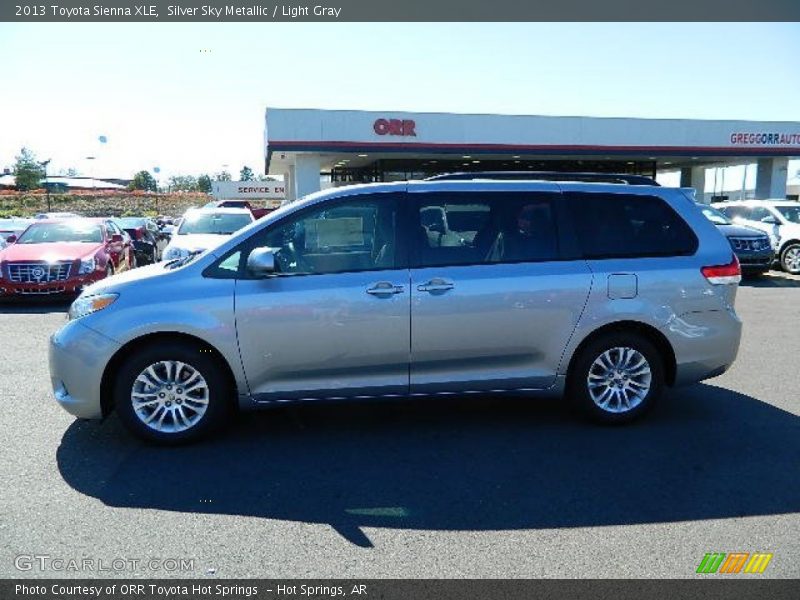 Silver Sky Metallic / Light Gray 2013 Toyota Sienna XLE