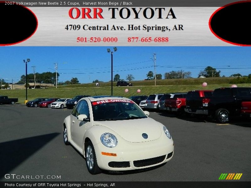 Harvest Moon Beige / Black 2007 Volkswagen New Beetle 2.5 Coupe