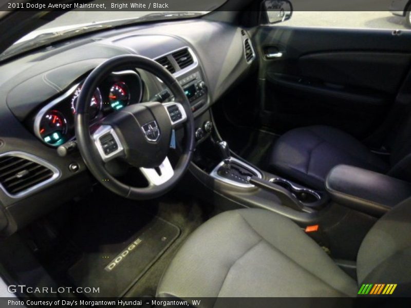 Bright White / Black 2011 Dodge Avenger Mainstreet