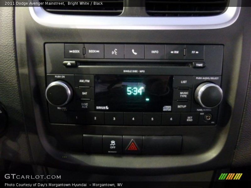Bright White / Black 2011 Dodge Avenger Mainstreet