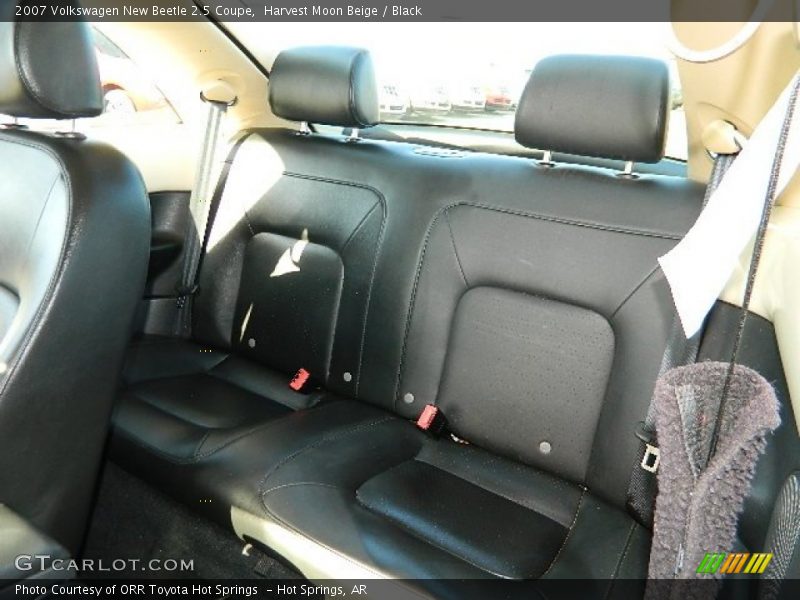 Harvest Moon Beige / Black 2007 Volkswagen New Beetle 2.5 Coupe