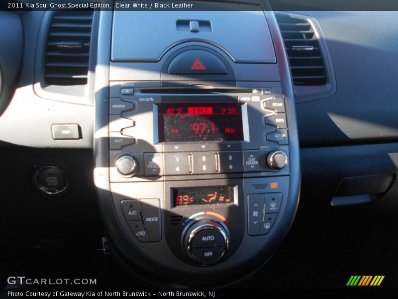 Clear White / Black Leather 2011 Kia Soul Ghost Special Edition