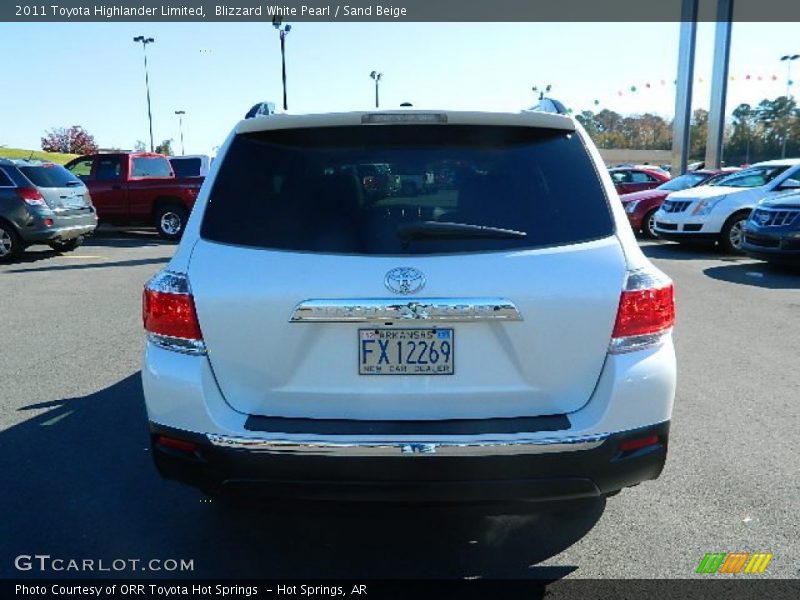 Blizzard White Pearl / Sand Beige 2011 Toyota Highlander Limited