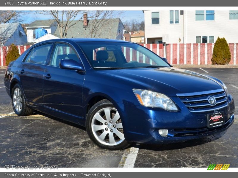 Indigo Ink Blue Pearl / Light Gray 2005 Toyota Avalon XLS