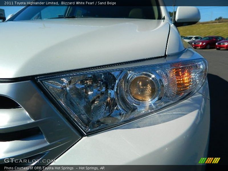 Blizzard White Pearl / Sand Beige 2011 Toyota Highlander Limited