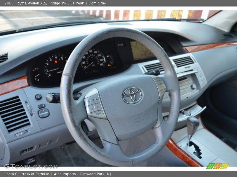 Indigo Ink Blue Pearl / Light Gray 2005 Toyota Avalon XLS