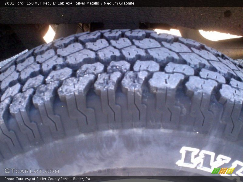 Silver Metallic / Medium Graphite 2001 Ford F150 XLT Regular Cab 4x4