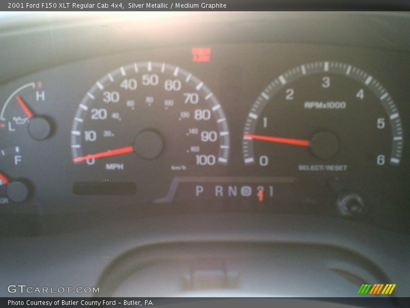 Silver Metallic / Medium Graphite 2001 Ford F150 XLT Regular Cab 4x4