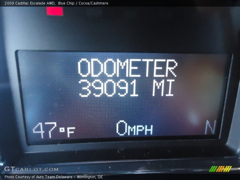 Blue Chip / Cocoa/Cashmere 2009 Cadillac Escalade AWD